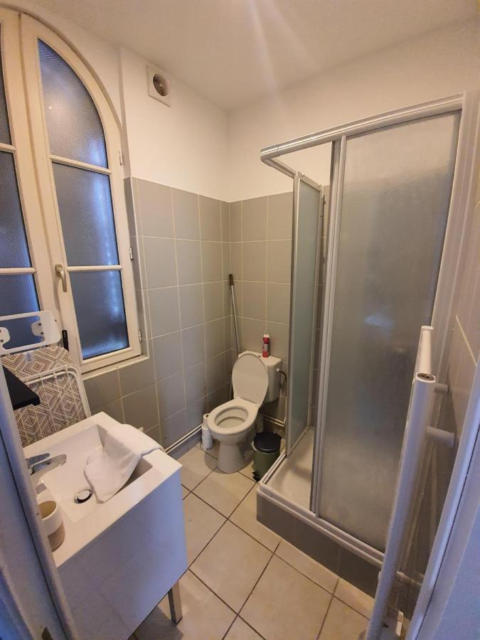 Appartement Indus En Centre Ville Avec Parking Honfleur Exterior foto